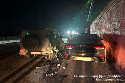 Ձորաղբյուրում բախվել են Opel Astra G»-ն, «Kia Rio»-ն և «Mercedes-Benz G»-ն. կա արգելափակված քաղաքացի