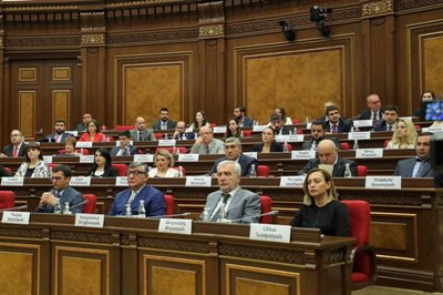 «Ժողովուրդ». Ընդդիմադիրներին մանդատից զրկելու մասով ՔՊ-ն նոր որոշում ունի