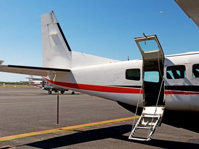In Argentina, criminals hijack plane and crash after takeoff