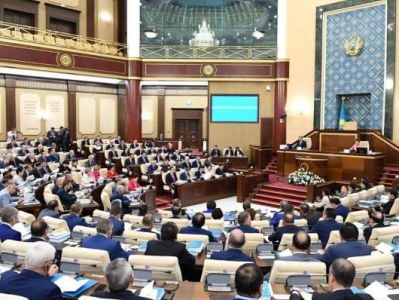 В Казахстане депутата исключили из партии за поддержку операции на Украине