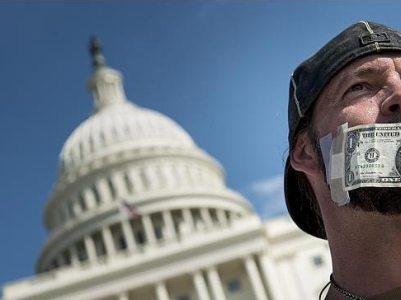 U.S. Treasury begins to take measures to prevent a default on the national debt