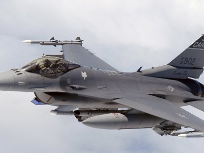 Politico: Pentagon is being pushed to approve sending F-16 fighter jets to Ukraine