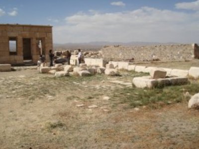 Archaeologists discover Sumerian cafe and ancient refrigerator in southern Iraq