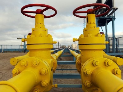 Нефтяные компании Азербайджана и Румынии подписали контракт о поставках газа
