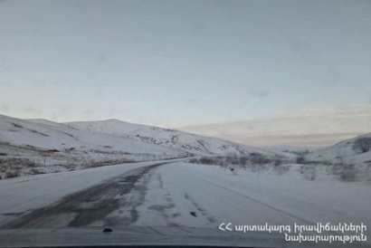 Автодорога Степанцминда-Ларс закрыта для грузовиков