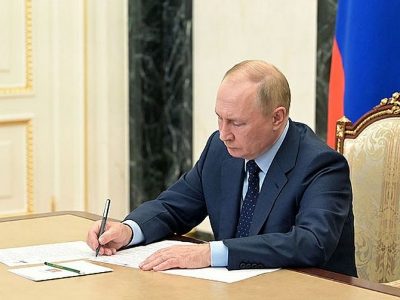 Путин засекретил декларации депутатов и сенаторов: данные будут публиковать в обезличенном виде