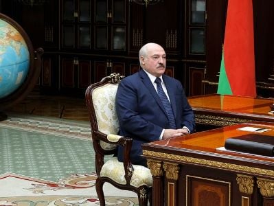 Лукашенко: Запад будет финансировать оппозицию за рубежом для совершения госпереворота