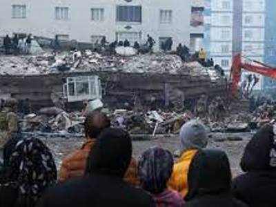 Число погибших при землетрясении в Турции возросло до 1121 человека