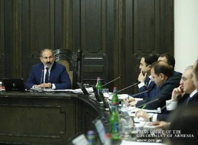 «Жоховурд»: Во властной вертикали Армении «кадровый голод»