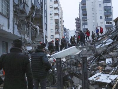 TRT Haber: Erdogan visits earthquake epicenter in Turkey to assess situation