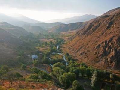 Ալիեւի կողմից վերահսկվող ԶԼՄ-ն Հայաստանին եւ Իրանին վերաբերող սադրիչ հոդված է հրապարակել