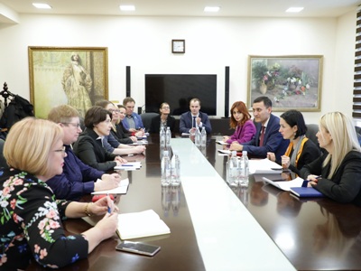 Կրթության էստոնական մոդելը Եվրոպայում լավագույններից է. Էստոնիայի դեսպանը՝ Ժաննա Անդրեասյանին