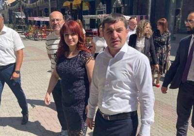 «Հրապարակ». Գյումրիի փոխքաղաքապետը մեկ միլիոն դոլարից ավելի սպառողական վարկ է ստացել