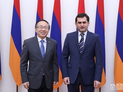 Լաչինի միջանցքի շրջափակումը պետք է հասցեական դատապարտվի միջազգային գործընկերների կողմից. Հակոբ Արշակյանը՝ ՉԺՀ դեսպանին