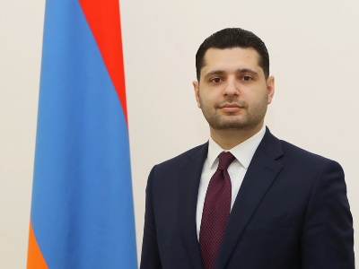 Փաշինյանը Համբարձում Մաթևոսյանին նշանակեց իր գլխավոր խորհրդական