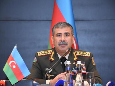 Ադրբեջանի պաշտպանության նախարարը հանձնարարել է օկուպացված Արցախում ժամանակին ավարտել շինարարությունը
