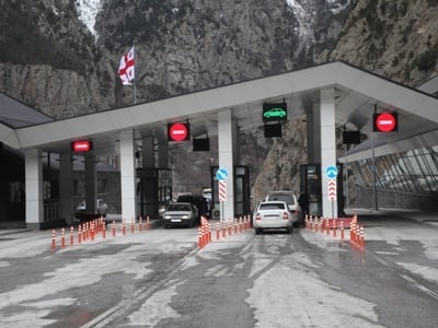Լարսի ճանապարհը բաց է բոլոր տեսակի մեքենաների համար