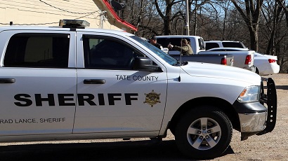 Mississippi mass shooting: man shoots ex-wife and five others