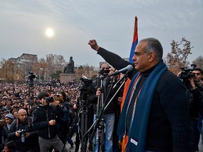 Раффи Ованнисян: Не смогли сохранить ни Родину, ни наших героев, ни самих себя