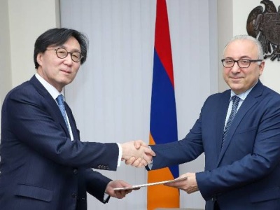 Կորեայի նորանշանակ դեսպանն իր հավատարմագրերի պատճենն է հանձնել ՀՀ ԱԳ նախարարի տեղակալին