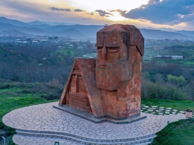 Արցախի 3 կուսակցությունները երկրում ստեղծված իրավիճակի վերաբերյալ հանդես են եկել հայտարարությամբ