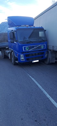 Փրկարարները Աղվանի-Վերին Խոտանան ավտոճանապարհին քարշակել են 3 բեռնատարները