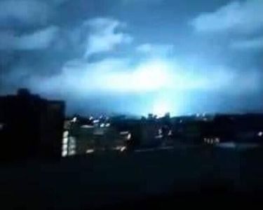 Ученые объяснили загадочное свечение в Турции и научились предсказывать землетрясения
