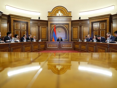 Փաշինյանի մոտ քննարկվել են ժողովրդագրական ռազմավարության մշակմանը վերաբերող հարցեր