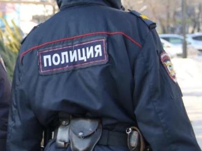 В Брянской области РФ нескольких человек взяли в заложники в магазине