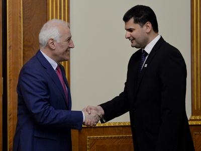Мэр Еревана представил президенту проблемы городского транспорта
