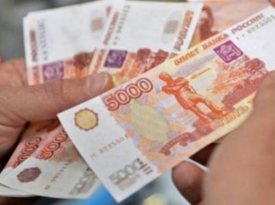 Teen steals 100,000 Russian rubles from his house in Armenia village, makes online bets