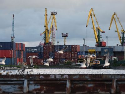 WSJ: США подозревают Китай в шпионаже через портовые краны