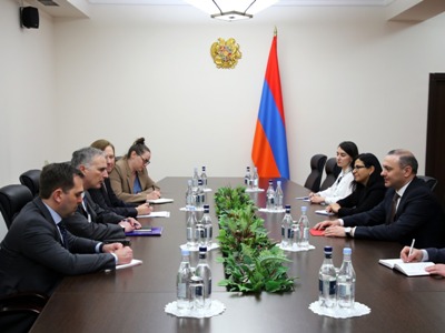 Security Council head, Luis Bono discuss Armenia-Azerbaijan settlement process’ latest developments