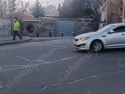 Կառավարական ամառանոցների մուտքի հարևանությամբ վրաերթի է ենթարկվել ճանապարհային ոստիկանը