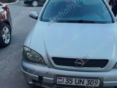 В Армении машина сбила четырех детей