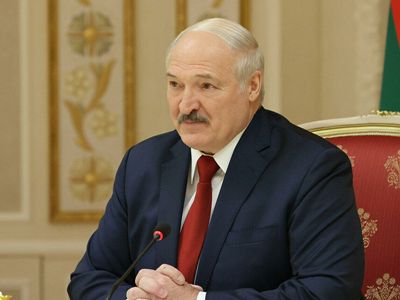 Лукашенко: санкции ударили по ключевым экспортным отраслям, но не сломили Белоруссию