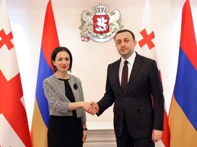 Министр образования Армении провела встречу с премьер-министром Грузии