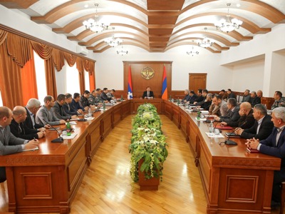 Արցախի պետական նախարարին զեկուցվել է ապաստարանների վիճակի մասին
