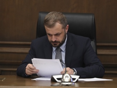 Депутат: Запрет на предоставление ипотечных кредитов в инвалюте защитит граждан Армении от рисков