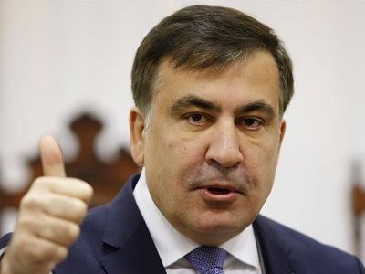 Саакашвили заявил, что хочет помочь Грузии, пока находится на родине