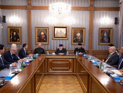 Կաթողիկոսը Իրաք-Հայաստան բարեկամական խմբի ղեկավարի հետ քննարկել է նաեւ Արցախում ստեղծված հումանիտար ճգնաժամը