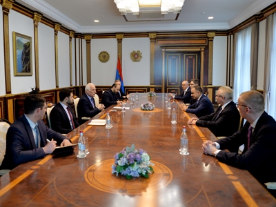 ՀՀ նախագահն ընդունել է Հայաստանի ֆոնդային բորսայի անդամներին. քննարկվել են կապիտալի շուկայի զարգացման նախապայմանները