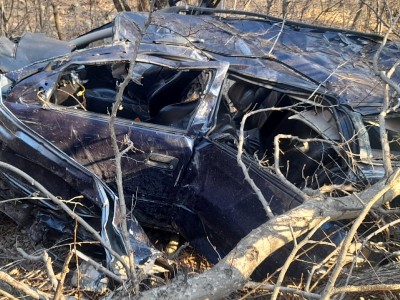 На дороге Ванадзор-Дилижан автомобиль сорвался в ущелье: погиб 24-летний водитель