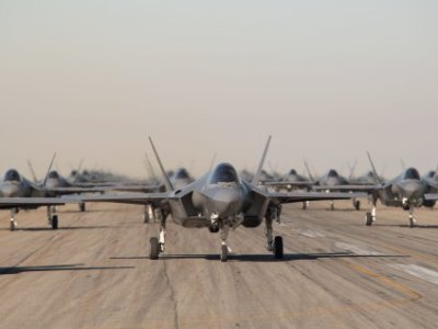 US carries out airstrikes in Syria