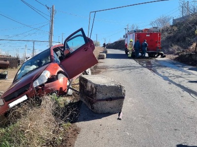 Երևանի Գյուրջյան փողոցից Նորքի 10-րդ փողոց տանող ճանապարհին «Suzuki»-ն կողաշրջվել է