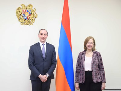 ԲՏԱ նախարարն ու ԱՄՆ դեսպանը քննարկել են տիեզերական տեխնոլոգիաների, 5G ցանցի զարգացմանն ուղղված քայլերը