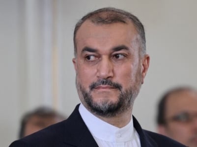 Глава МИД Ирана Абдоллахиан заявил, что поставки Западом оружия Украине усложняют ситуацию
