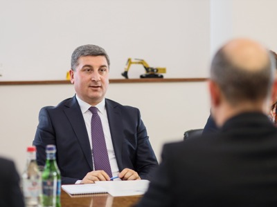 Армянский чиновник и представитель ICAO обсудили ситуацию в авиационной сфере