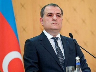С больной головы на здоровую: Азербайджанский министр обвинил армян в «геноциде»