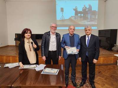 Ճարտարապետների գեղանկարչական աշխատանքները՝ մեկ ալբոմ-կատալոգում